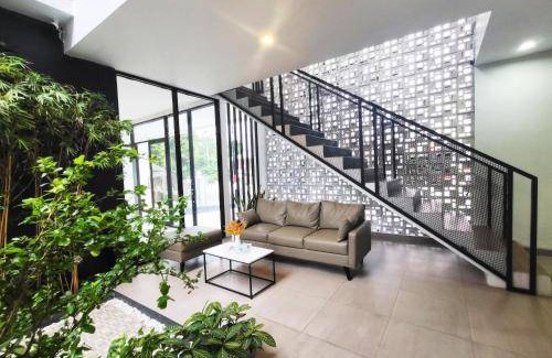 Blitar Hotel | 20 m² Hotel ∙ 4 guests