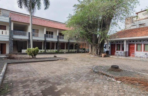 Pangandaran Hotel | 20 m² Hotel ∙ 5 guests