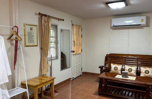 Thap Than House | 20 m² House ∙ 2 guests