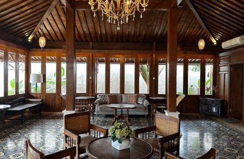 Laweyan Bed & Breakfast | 200 m² Bed and breakfast ∙ 3 bedrooms ∙ 9 guests