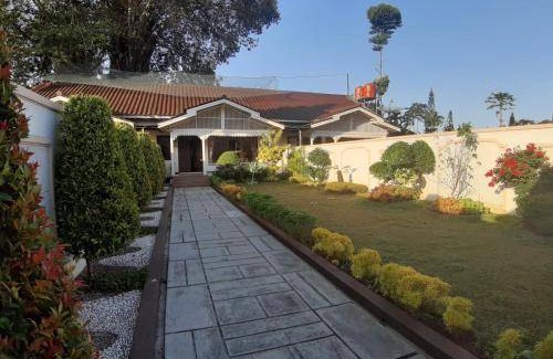 Ciloto Villa | 200 m² Villa ∙ 2 bedrooms ∙ 8 guests