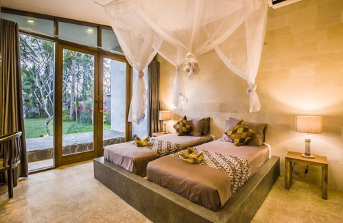 Melaya Resort | 2000 m² Resort ∙ 3 bedrooms ∙ 9 guests