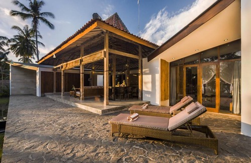 Melaya Resort | 2000 m² Resort ∙ 3 bedrooms ∙ 9 guests