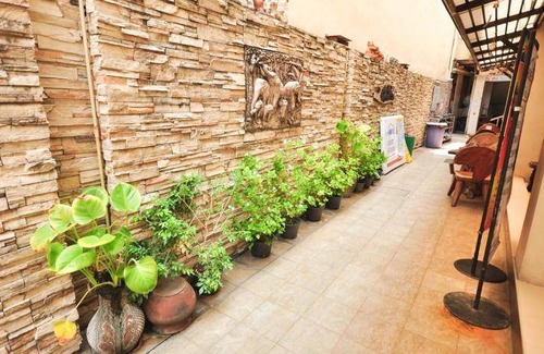 Wat Bowon Niwet Bed & Breakfast | 24 m² Bed and breakfast ∙ 3 guests
