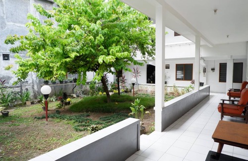 Jombang Hotel | 24 m² Hotel ∙ 10 guests