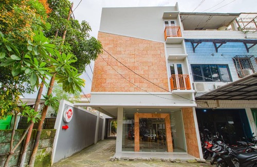 Cilandak Hotel | 24 m² Hotel ∙ 2 guests