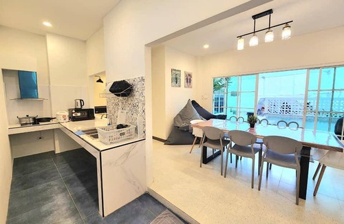 Ang Sila Villa | 240 m² Villa ∙ 3 bedrooms ∙ 12 guests