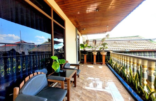 Ponorogo Hotel | 25 m² Hotel ∙ 3 guests