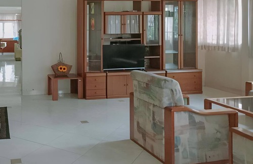 Cipanas Hotel | 25 m² Hotel ∙ 4 guests