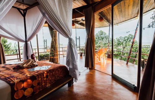 Bintan Resort | 250 m² Resort ∙ 4 bedrooms ∙ 19 guests