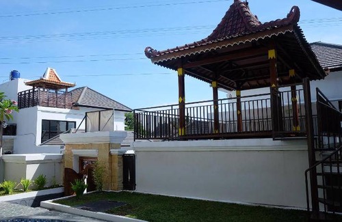 Bangunjiwo Villa | 250 m² Villa ∙ 3 bedrooms ∙ 15 guests