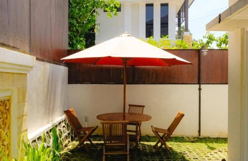 Bangunjiwo Villa | 250 m² Villa ∙ 3 bedrooms ∙ 15 guests