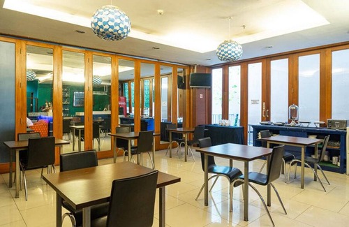 Melawai Hotel | 26 m² Hotel ∙ 2 guests