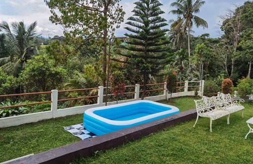 Caringin Villa | 260 m² Villa ∙ 5 bedrooms ∙ 20 guests