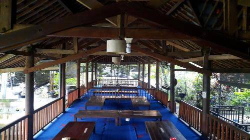 Lamongan Hotel | 27 m² Hotel ∙ 2 bedrooms ∙ 2 guests