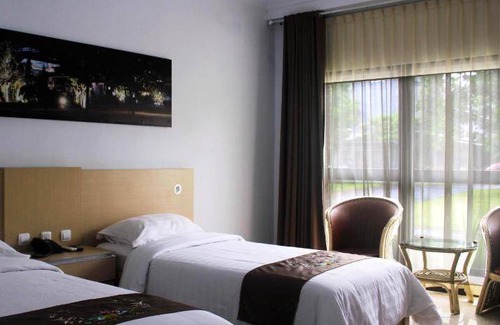 Tasikmalaya Hotel | 28 m² Hotel ∙ 4 guests