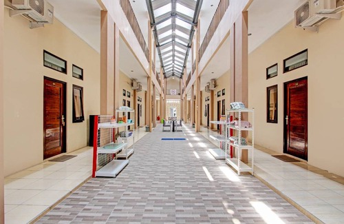 Klaten Hotel | 28 m² Hotel ∙ 4 guests