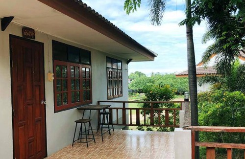 Nakhon Sawan Resort | 28 m² Resort ∙ 6 guests