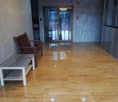 Samut Sakhon Apartment | 28 m² Serviced apartment ∙ 2 guests