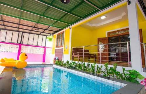 Saen Suk Villa | 280 m² Villa ∙ 4 bedrooms ∙ 15 guests