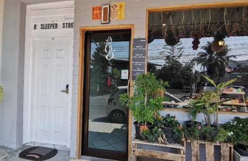 Downtown Krabi Hostel | 30 m² Hostel ∙ 6 guests