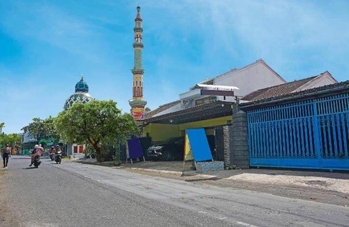 Lumajang Hotel | 30 m² Hotel ∙ 10 guests