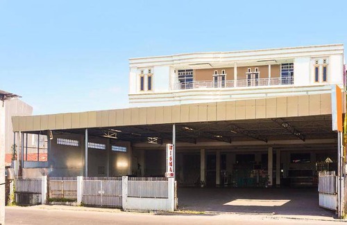 Panakkukang Hotel | 30 m² Hotel ∙ 8 guests