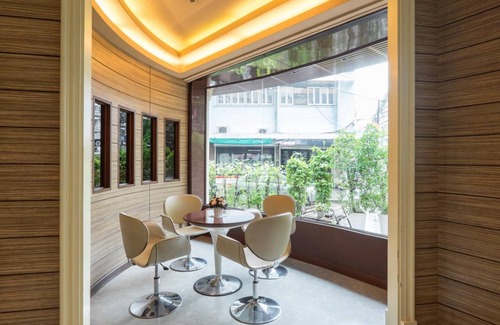 Pom Prap Sattru Phai Resort | 30 m² Resort ∙ 127 guests