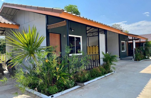 Nakhon Phanom Resort | 30 m² Resort ∙ 2 guests
