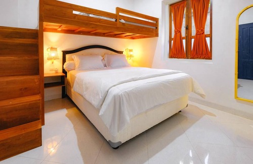 Central Yogyakarta Villa | 300 m² Villa ∙ 7 bedrooms ∙ 15 guests