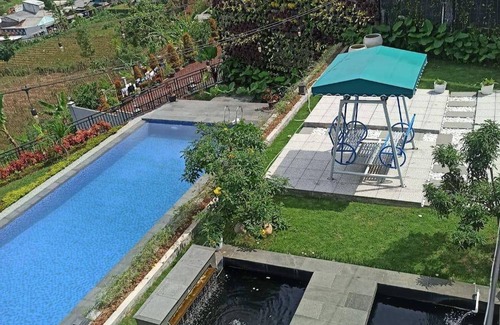 Cibodas Villa | 3000 m² Villa ∙ 4 bedrooms ∙ 25 guests