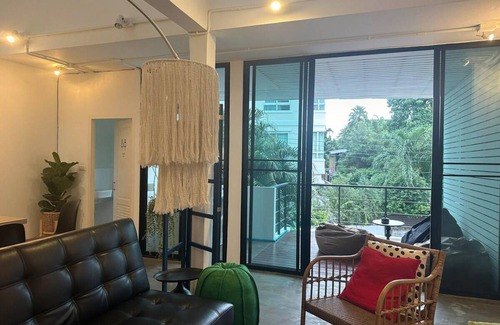 Thung Maha Mek House | 305 m² House ∙ 4 bedrooms ∙ 8 guests