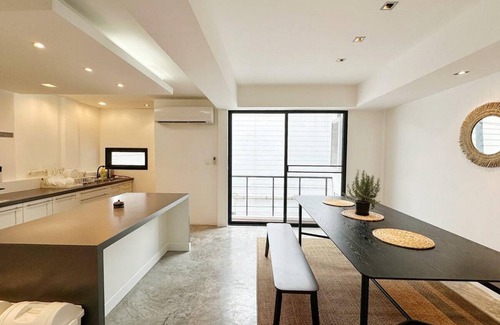 Thung Maha Mek House | 305 m² House ∙ 4 bedrooms ∙ 8 guests