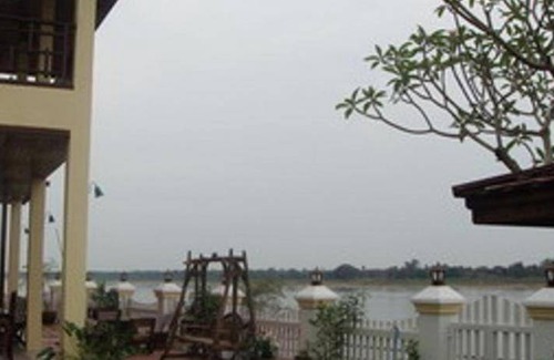 Phon Phisai Bed & Breakfast | 32 m² Bed and breakfast ∙ 3 guests