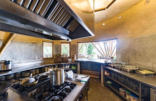 Bukit Lawang Cabin | 32 m² Lodge ∙ 3 guests