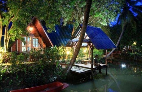 Amphawa Resort | 32 m² Resort ∙ 127 guests