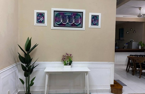 Johor Bahru House | 320 m² House ∙ 5 bedrooms ∙ 20 guests