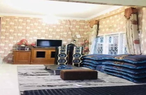 Cipanas Hotel | 35 m² Hotel ∙ 2 guests