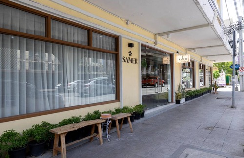Wisutkasat Hotel | 35 m² Hotel ∙ 4 guests