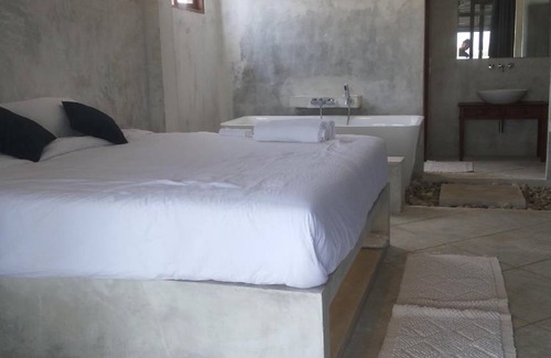 San Sai District House | 350 m² House ∙ 6 bedrooms ∙ 16 guests