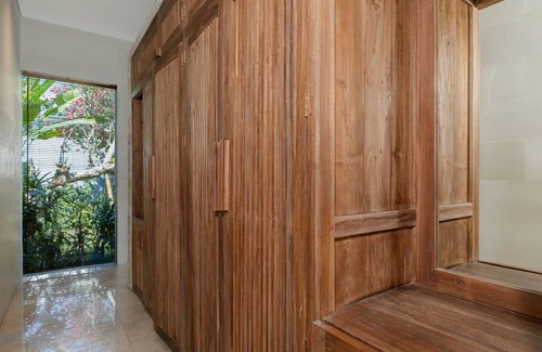 Kutuh Kaja Villa | 350 m² Villa ∙ 3 bedrooms ∙ 6 guests