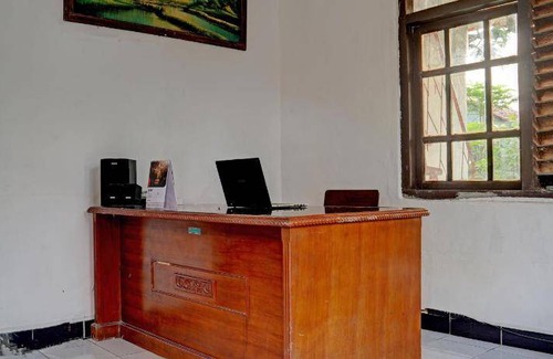 Pelabuhan Ratu Hotel | 36 m² Hotel ∙ 3 guests