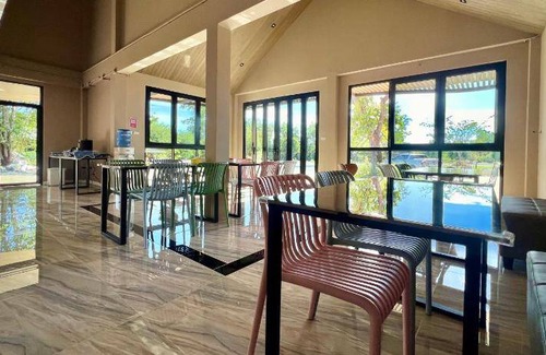 Trat Hotel | 36 m² Hotel ∙ 3 guests