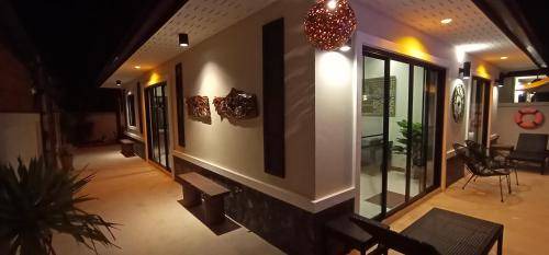 Krabi Villa | 367 m² Villa ∙ 3 bedrooms ∙ 13 guests