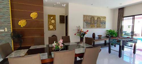 Krabi Villa | 367 m² Villa ∙ 3 bedrooms ∙ 13 guests