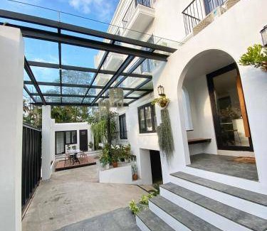 Tanjung Duren Utara Bed & Breakfast | 38 m² Bed and breakfast ∙ 6 guests