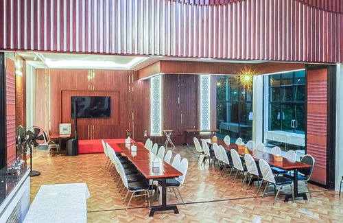 Uthai Thani Hotel | 40 m² Hotel ∙ 4 guests