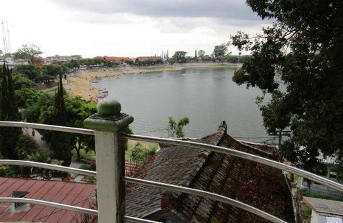 Sarangan Hotel | 40 m² Hotel ∙ 4 bedrooms ∙ 13 guests