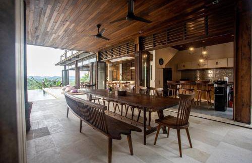 Kuta Resort | 400 m² Resort ∙ 4 bedrooms ∙ 12 guests