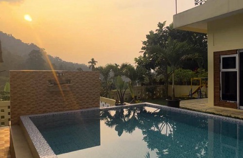 Pancawati Villa | 400 m² Villa ∙ 4 bedrooms ∙ 20 guests